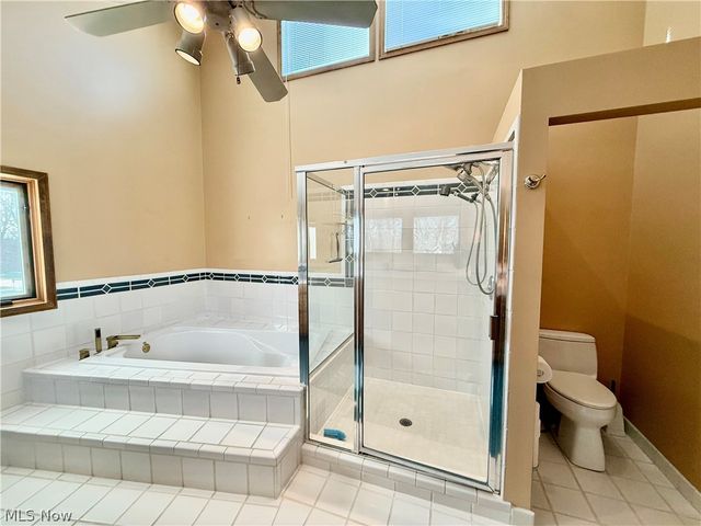 2411 55th Street NE, Canton, OH 44721