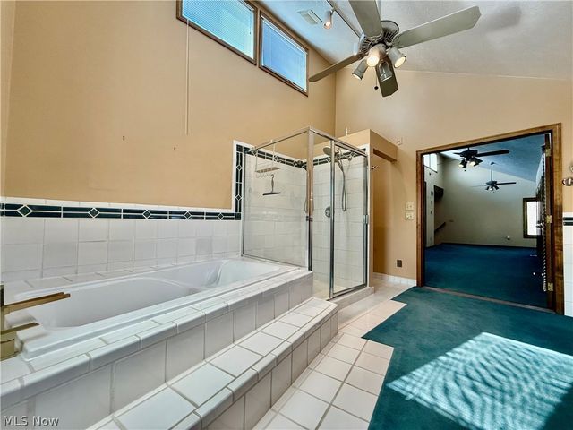 2411 55th Street NE, Canton, OH 44721