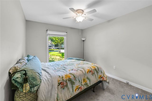5518 Windy Ridge Dr, Midlothian, VA 23112