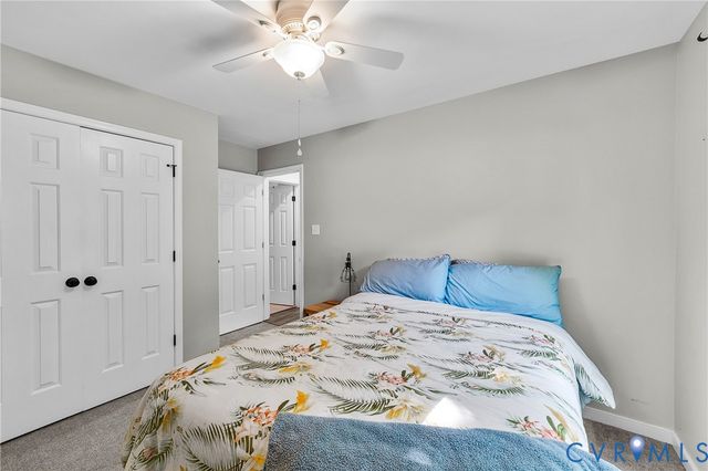5518 Windy Ridge Dr, Midlothian, VA 23112