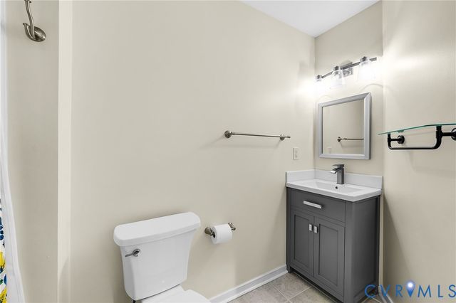 5518 Windy Ridge Dr, Midlothian, VA 23112