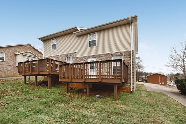 560 Hietts Ln Apt 5, Clarksville, TN 37043