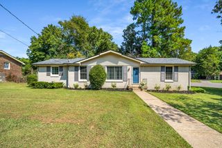 550 Bellevue Rd, N, Nashville, TN 37221