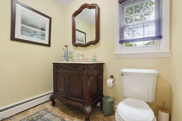 7 Pontiac Dr, Wayne Twp., NJ 07470