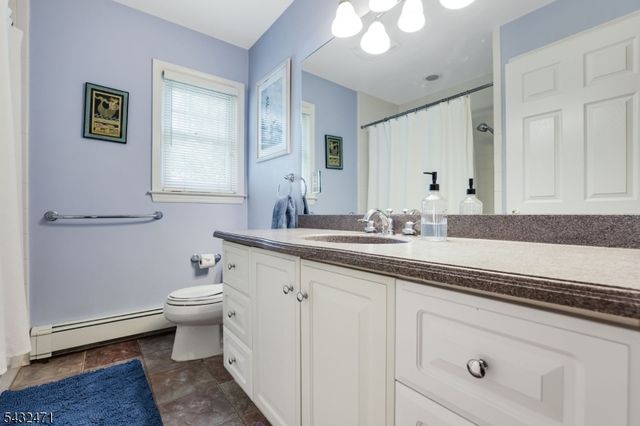 7 Pontiac Dr, Wayne Twp., NJ 07470