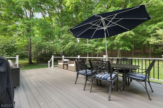 7 Pontiac Dr, Wayne Twp., NJ 07470