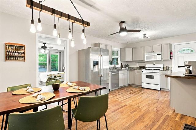 1960 Frank Lane SE, Marietta, GA 30060