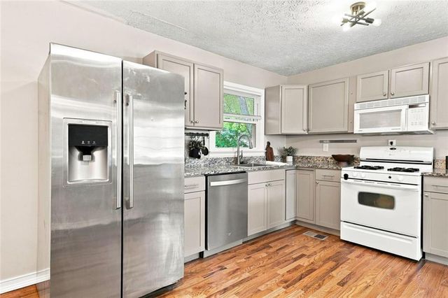 1960 Frank Lane SE, Marietta, GA 30060