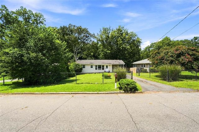1960 Frank Lane SE, Marietta, GA 30060