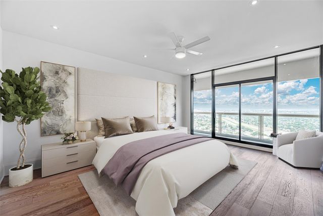 1701 Hermann Drive 34L, Houston, TX 77004