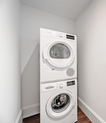 1701 Hermann Drive 34L, Houston, TX 77004