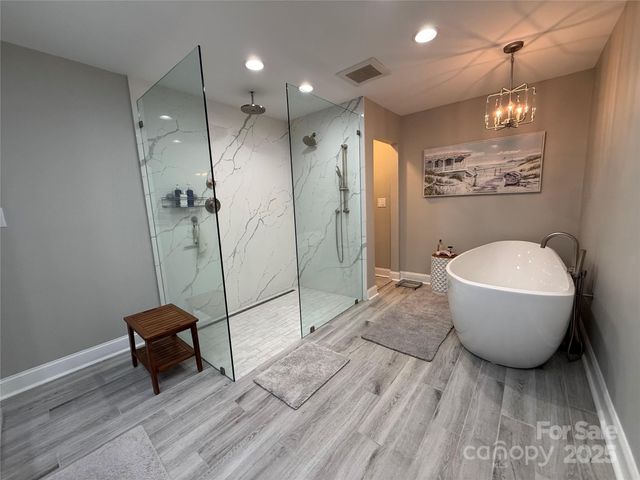 1419 Stoneyridge Drive, Charlotte, NC 28214