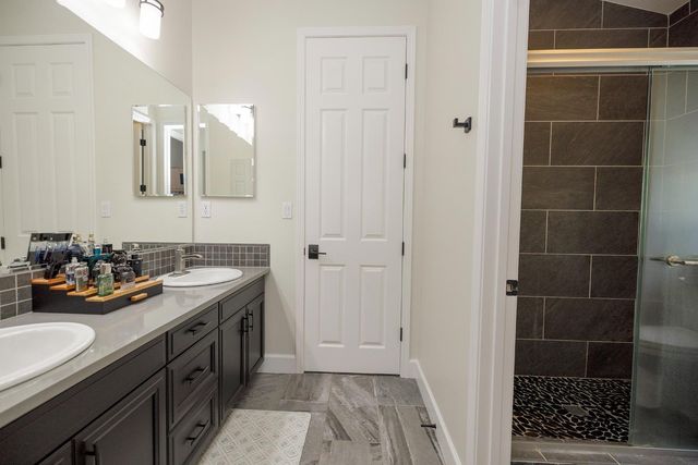 1682 Fairway Oaks Ct, Ripon, CA 95366