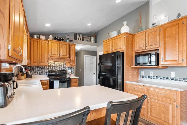 2028 COUPLES COURT, New Franken, WI 54229