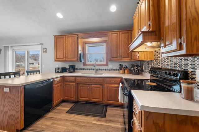 2028 COUPLES COURT, New Franken, WI 54229