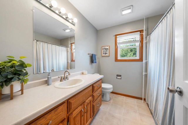 2028 COUPLES COURT, New Franken, WI 54229