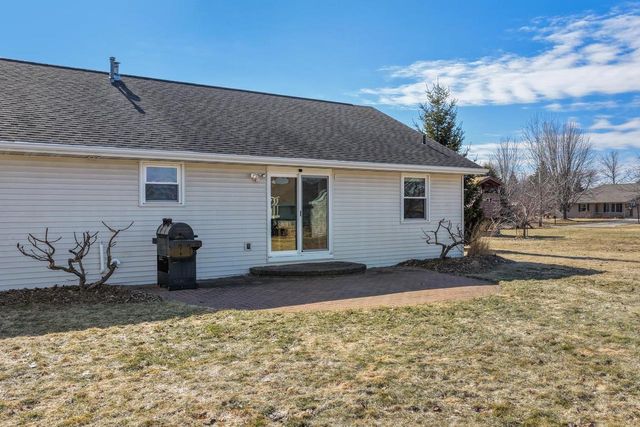 2028 COUPLES COURT, New Franken, WI 54229
