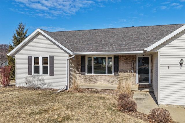 2028 COUPLES COURT, New Franken, WI 54229