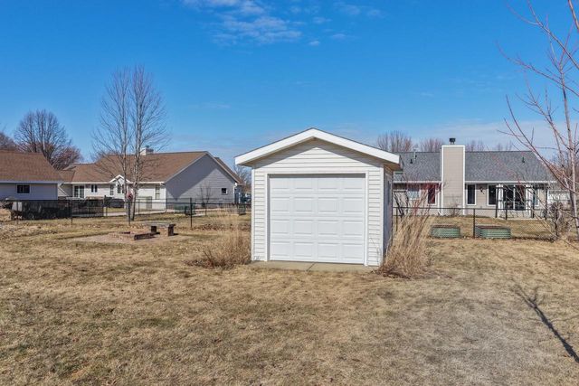 2028 COUPLES COURT, New Franken, WI 54229