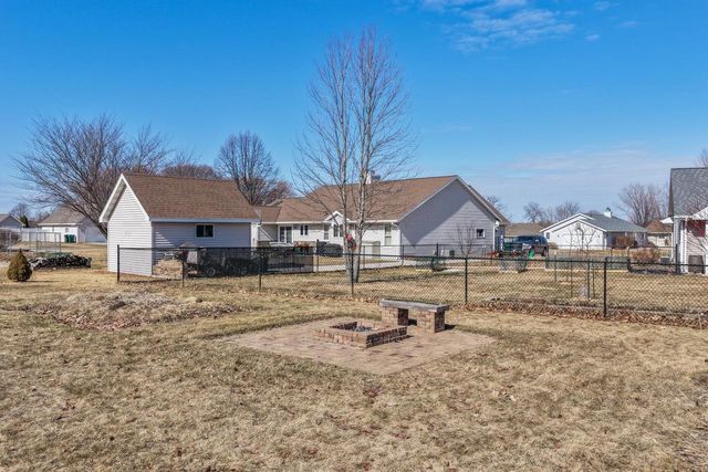 2028 COUPLES COURT, New Franken, WI 54229