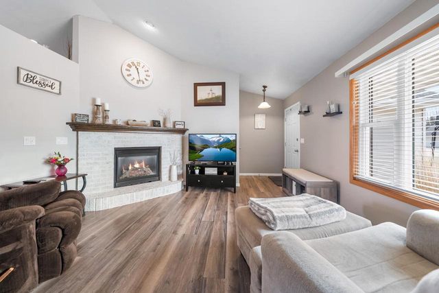 2028 COUPLES COURT, New Franken, WI 54229