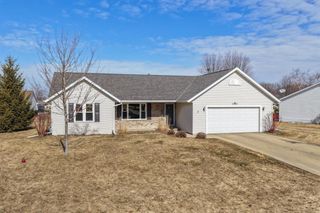 2028 COUPLES COURT, New Franken, WI 54229