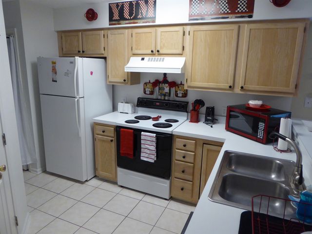541 White River Dr Unit 16G, Myrtle Beach, SC 29579