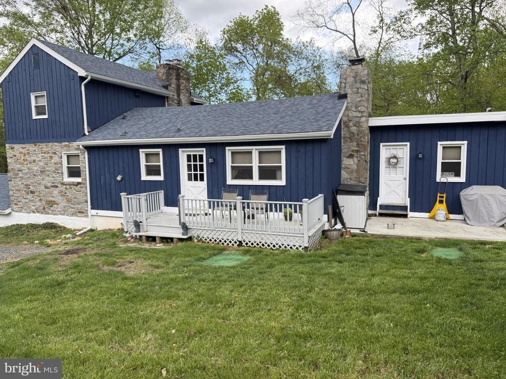 14213 LONGNECKER RD, Glyndon, MD 21136