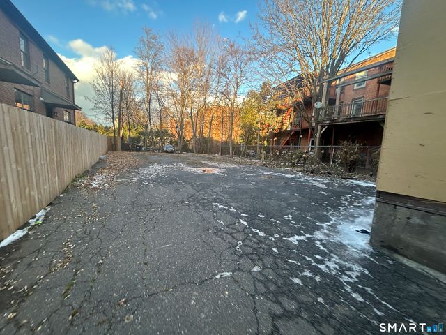 168 Park Street, Hartford, CT 06106