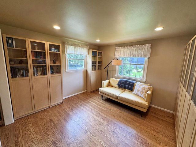 1513 Greenway TERRACE, Waukesha, WI 53186