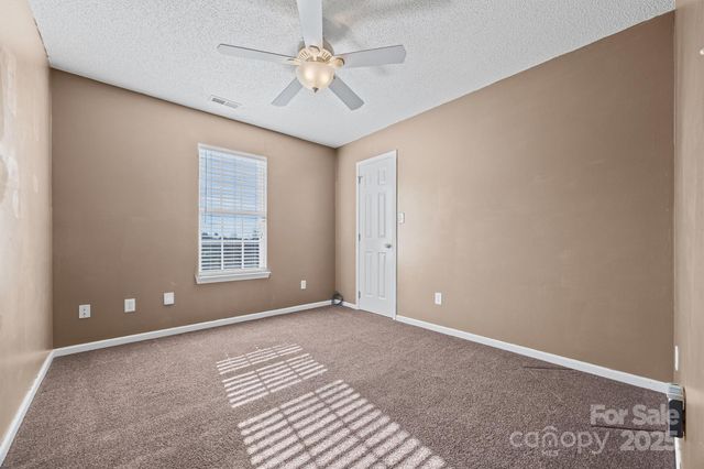 132 Sella Ridge Drive, Mount Holly, NC 28120