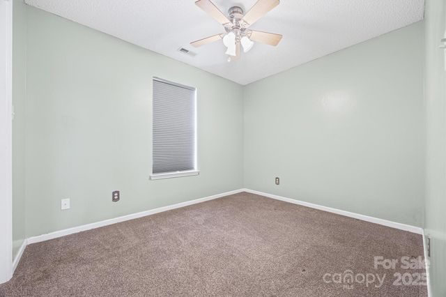 132 Sella Ridge Drive, Mount Holly, NC 28120