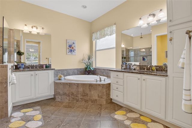 1524 EMERALD DUNES DRIVE, Sun City Center, FL 33573