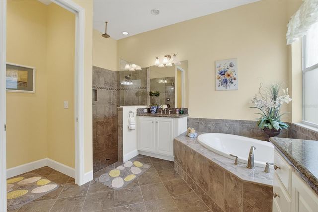 1524 EMERALD DUNES DRIVE, Sun City Center, FL 33573