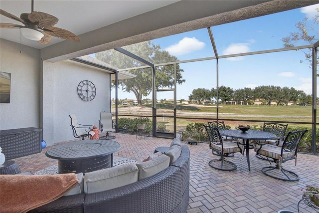 1524 EMERALD DUNES DRIVE, Sun City Center, FL 33573