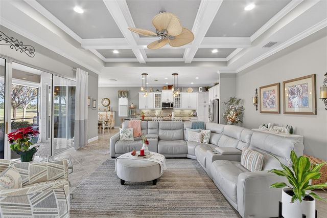 1524 EMERALD DUNES DRIVE, Sun City Center, FL 33573