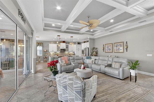 1524 EMERALD DUNES DRIVE, Sun City Center, FL 33573