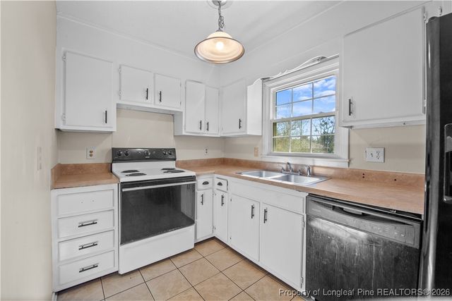 220 Four Ply Lane, Fayetteville, NC 28311