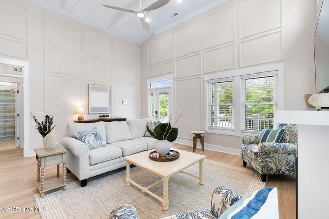 113 SW 22nd Street, Oak Island, NC 28465