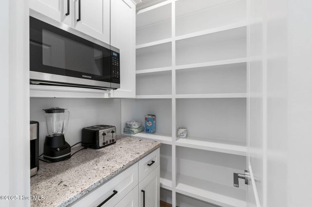 113 SW 22nd Street, Oak Island, NC 28465