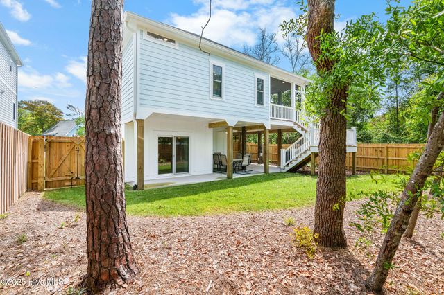 113 SW 22nd Street, Oak Island, NC 28465