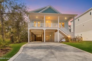 113 SW 22nd Street, Oak Island, NC 28465