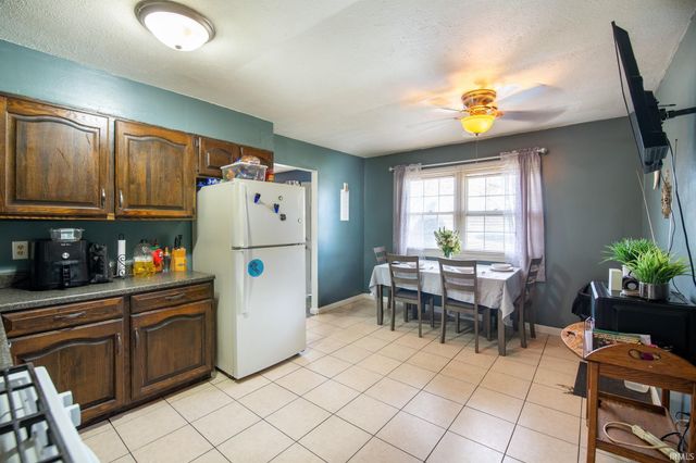 1212 Union Street, Mishawaka, IN 46544