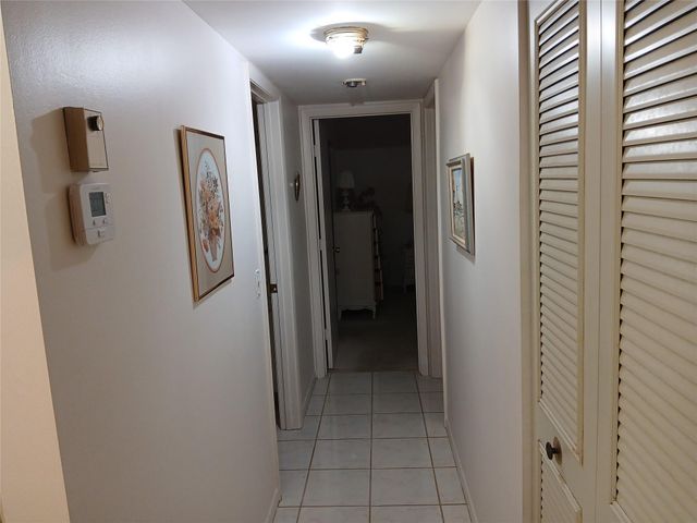 627 Sea Pine Way B1, Greenacres, FL 33415