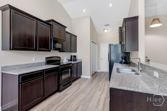 125 Shady Grove Lane, Savannah, GA 31419