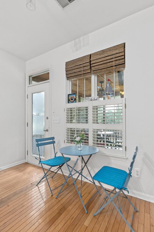 Image 12 of property listing at 186 Cartright Street, Daniel Island, SC 29492