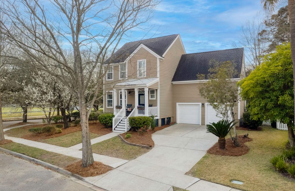 Image 2 of property listing at 186 Cartright Street, Daniel Island, SC 29492