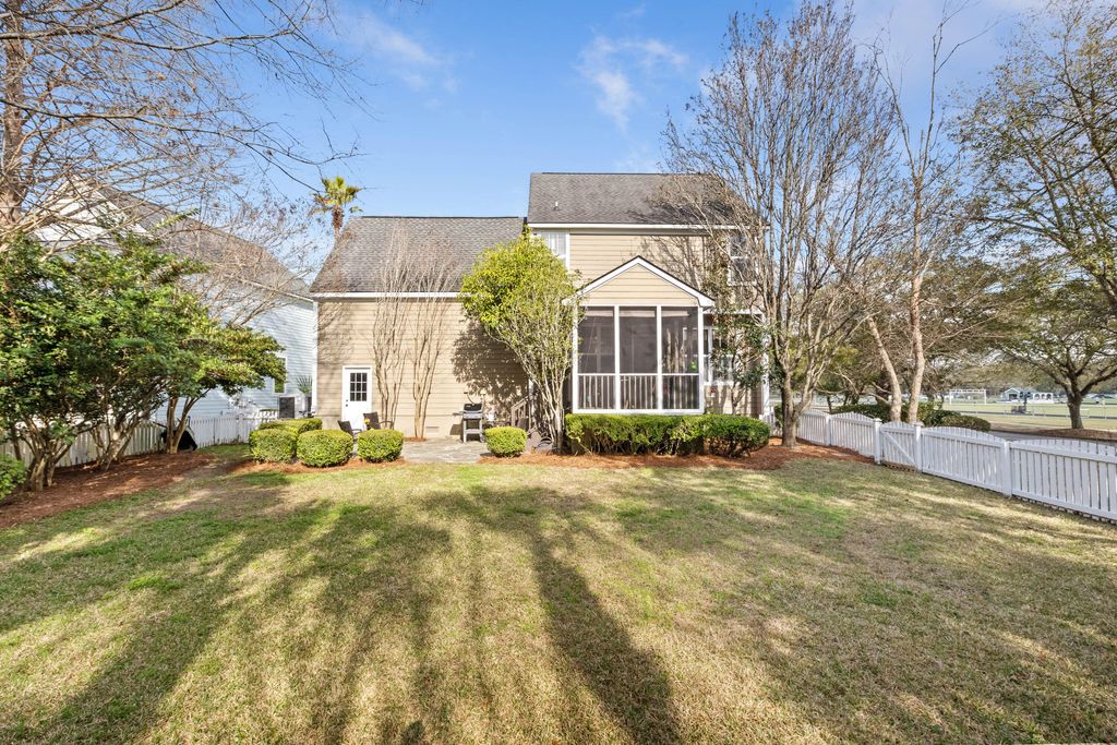 Image 34 of property listing at 186 Cartright Street, Daniel Island, SC 29492