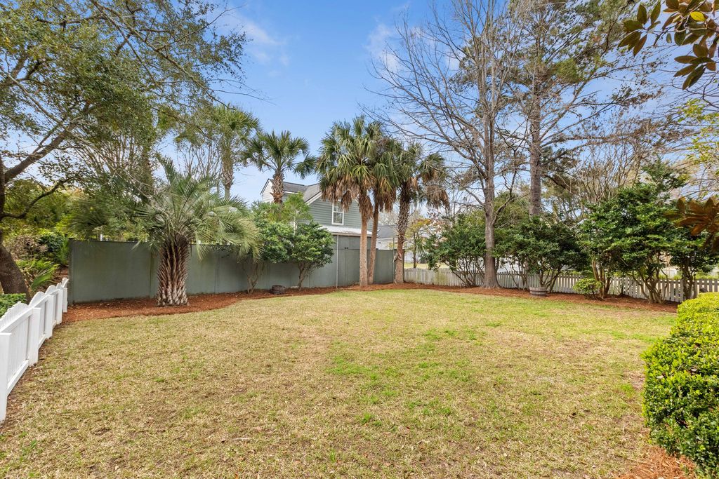 Image 37 of property listing at 186 Cartright Street, Daniel Island, SC 29492