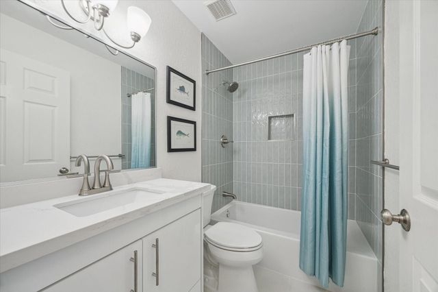 22032 Matagorda Drive, Galveston, TX 77554